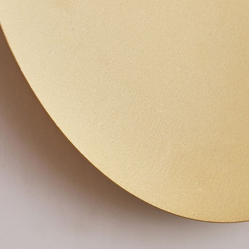 Minimalist Round Halo LED Wall Sconce – view 4 | BROKLEN
