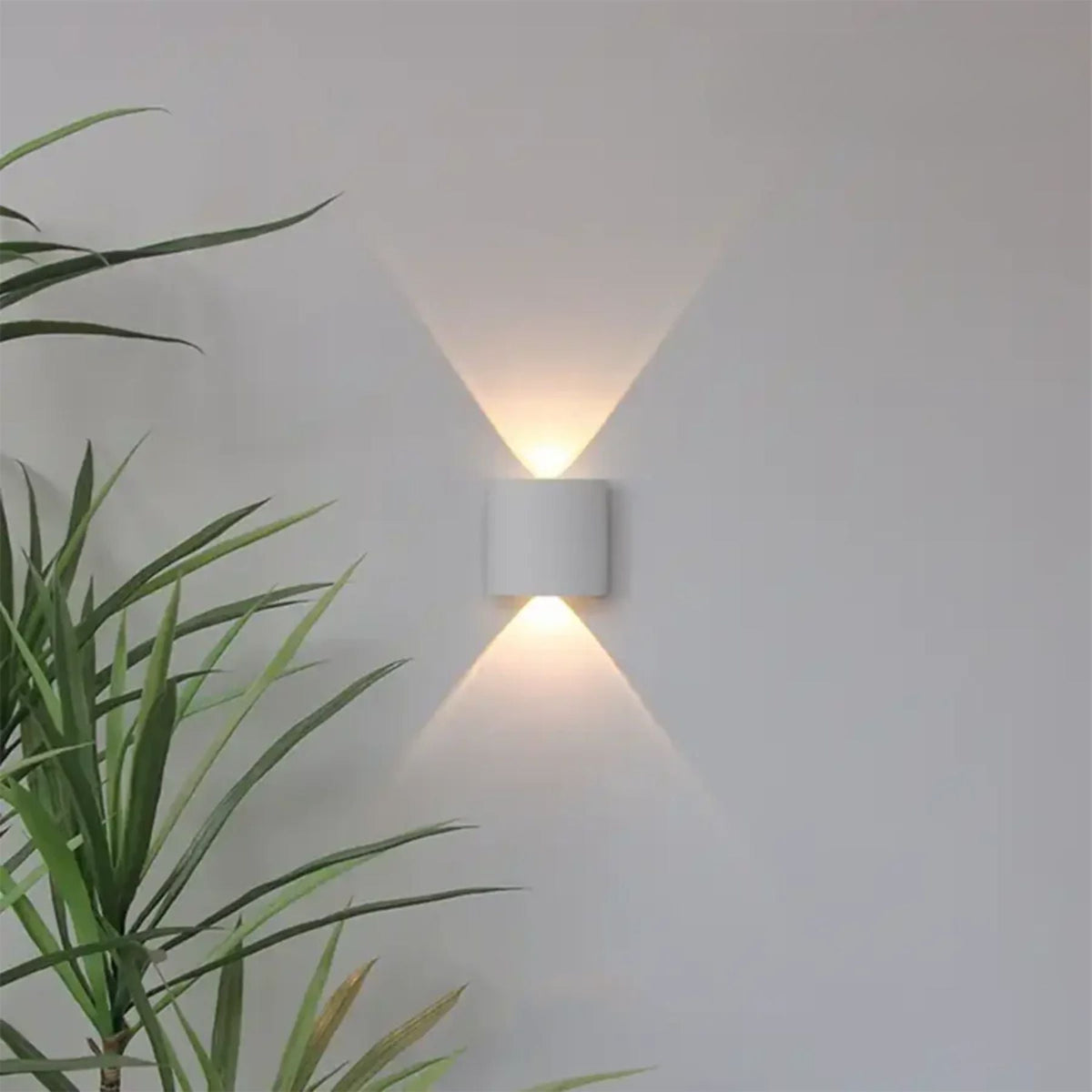 Geometric Up-Down LED Outdoor Wall Light – view 6 | BROKLEN