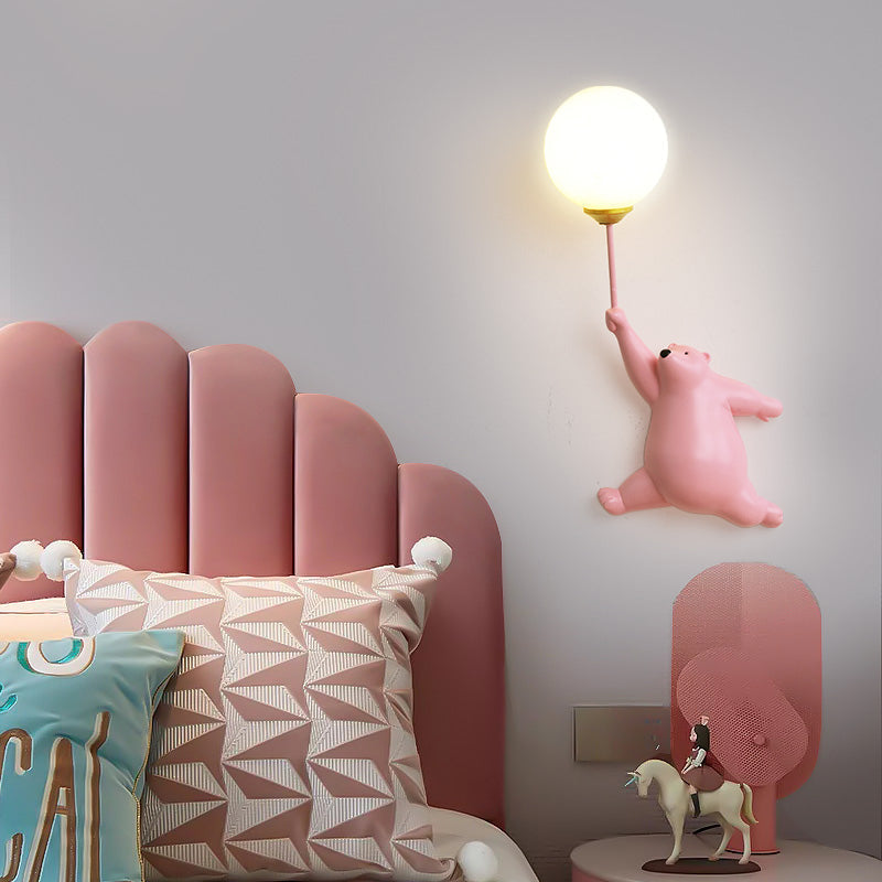 Bear Balloon Wall Lamp for Kids' Rooms – view 2 | BROKLEN