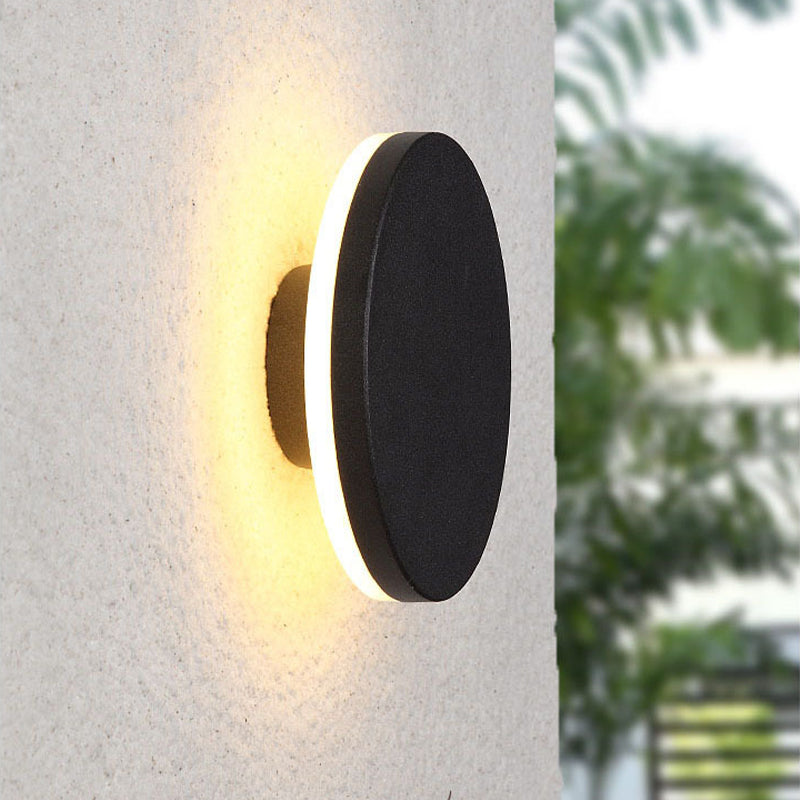 Minimalist LED Wall Sconce – view 9 | BROKLEN