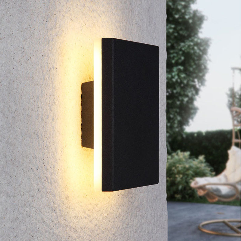 Minimalist LED Wall Sconce – view 11 | BROKLEN