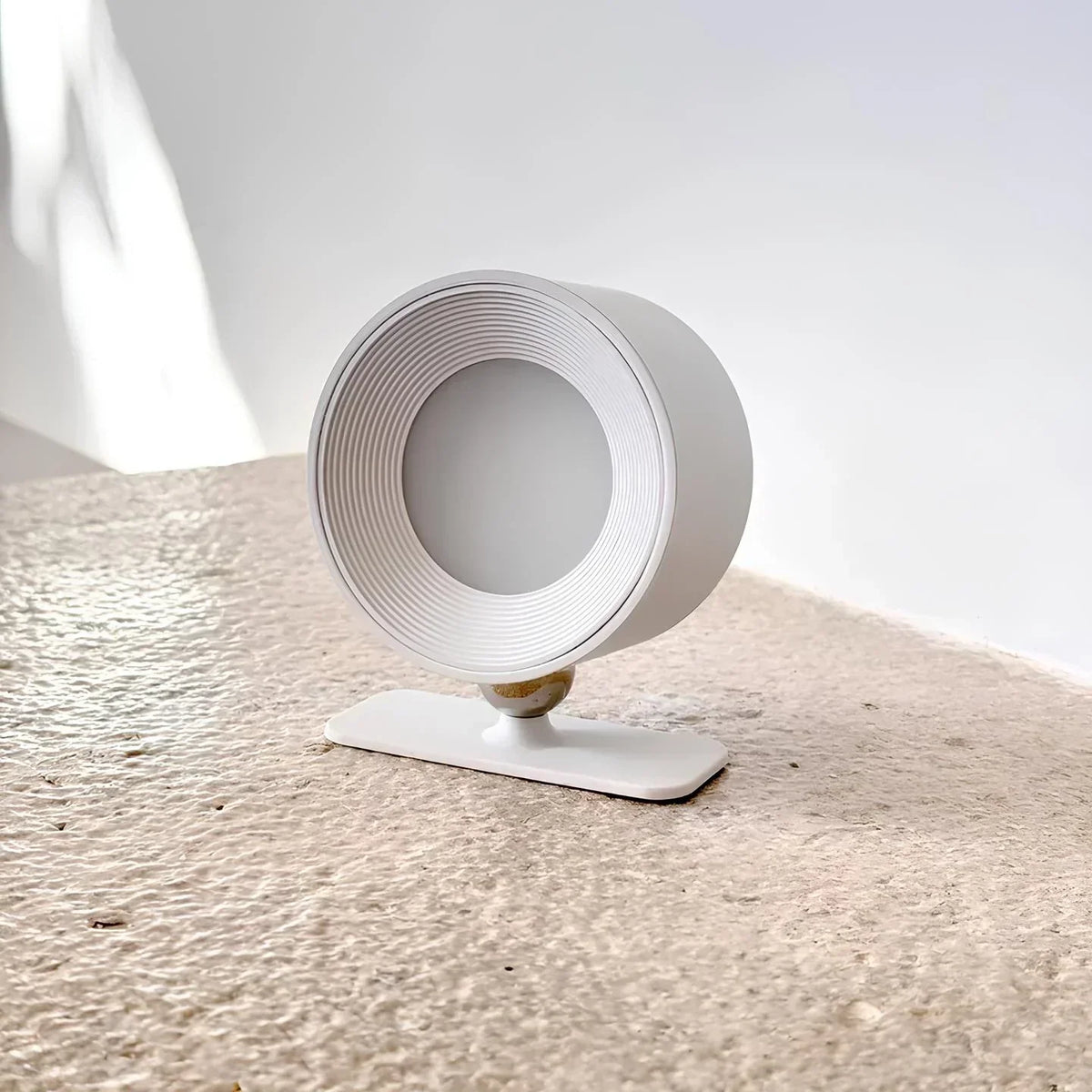 Cordless 360° Magnetic LED Wall Light – No Drilling – view 4 | BROKLEN