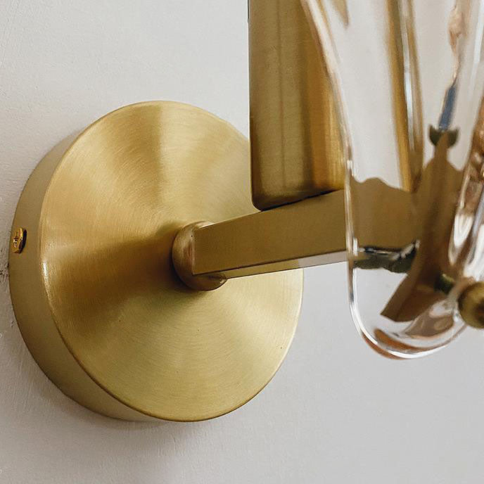 Brass & Glass Shell Wall Light – view 11 | BROKLEN