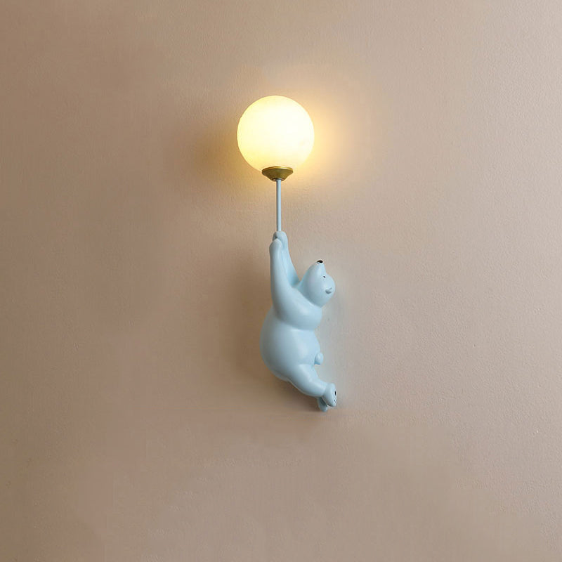 Bear Balloon Wall Lamp for Kids' Rooms – view 6 | BROKLEN