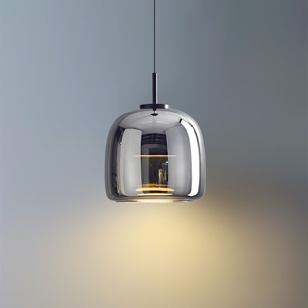 Modern Glass Pendant Light with Brass Details – view 14 | BROKLEN