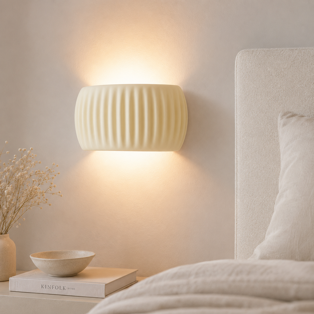 Art Deco Resin Wall Light – view 4 | BROKLEN