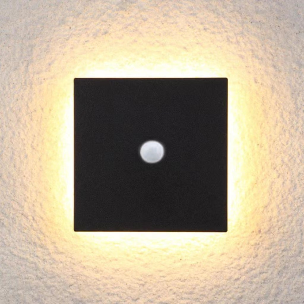 Minimalist LED Wall Sconce – view 19 | BROKLEN