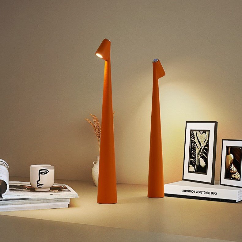 Minimalist Beam LED Table Lamp – view 21 | BROKLEN