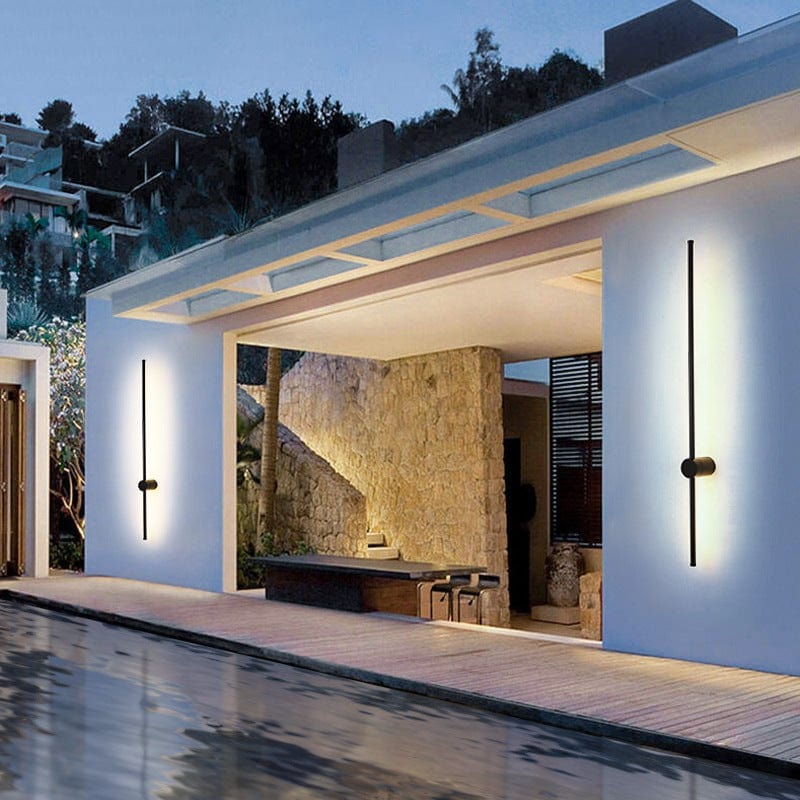 Minimalist Linear LED Outdoor Wall Light – view 3 | BROKLEN