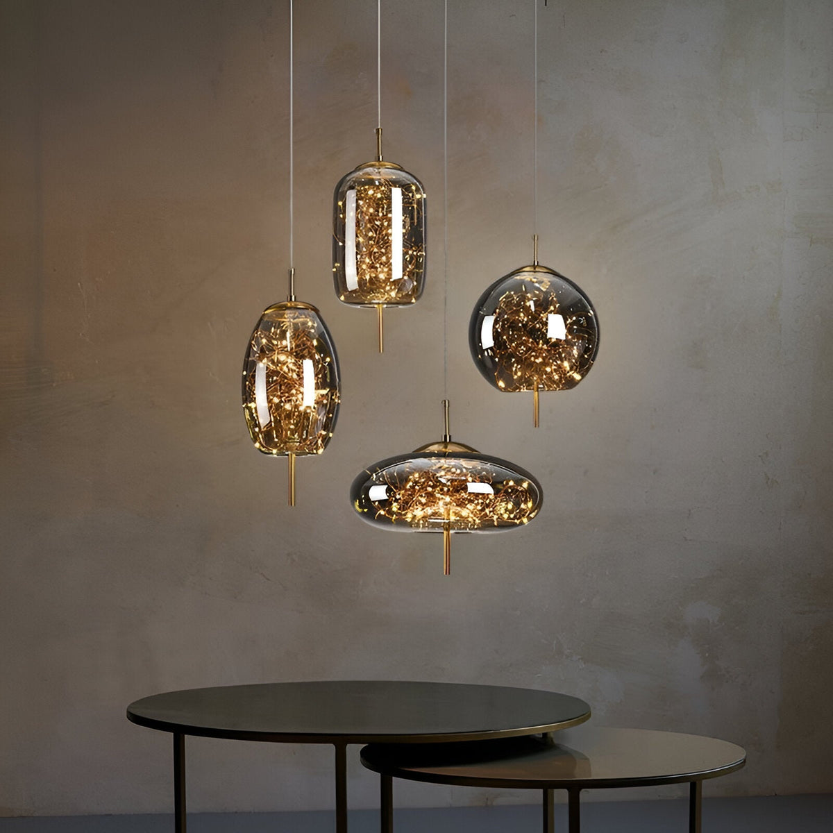 Sparkling Smoked Glass Pendant Light with Gold Details – view 4 | BROKLEN
