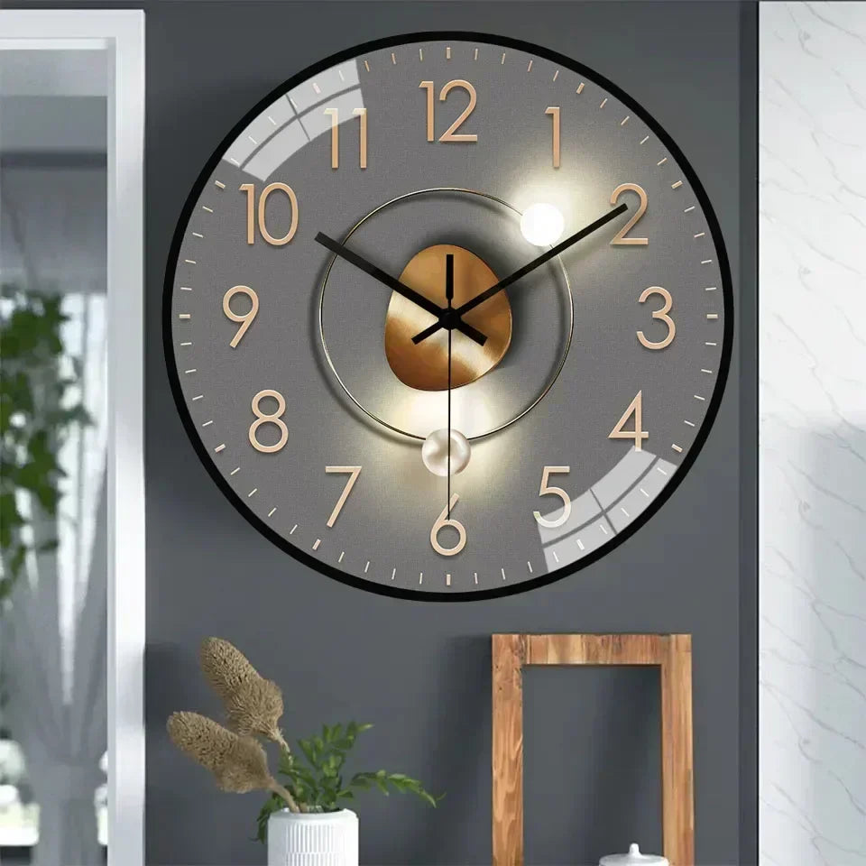 Modern Silent Wall Clock – view 3 | BROKLEN