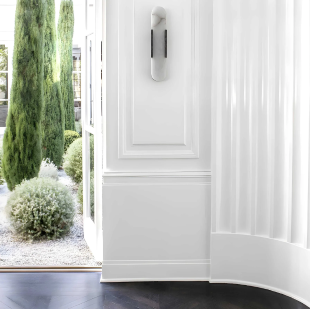 Nordic Alabaster Wall Light – view 6 | BROKLEN