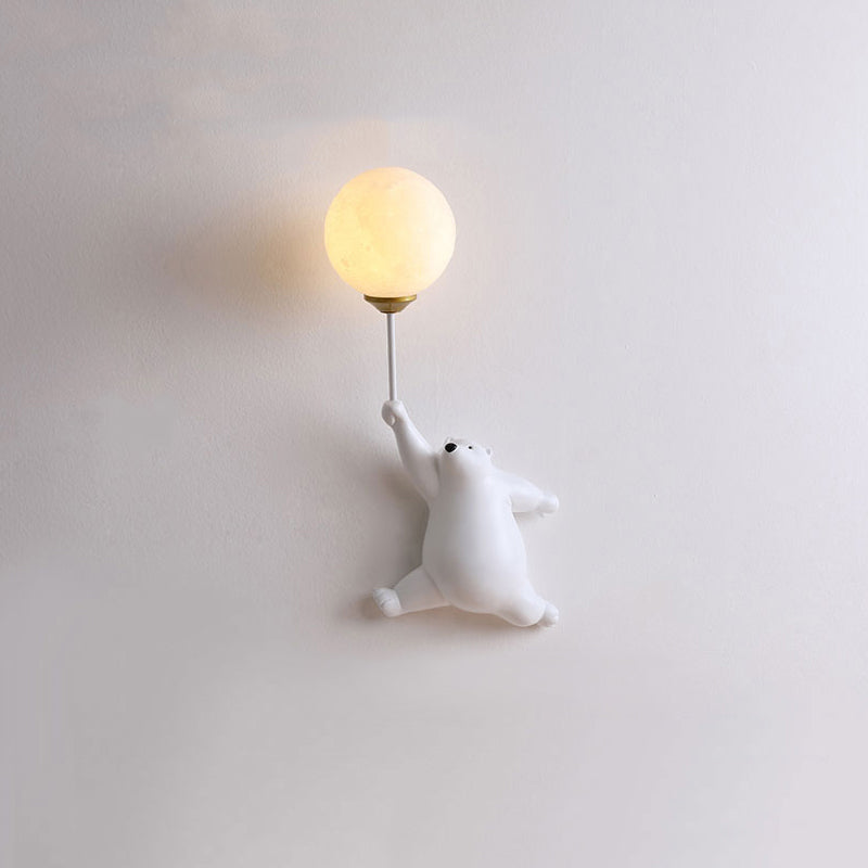 Bear Balloon Wall Lamp for Kids' Rooms – view 3 | BROKLEN