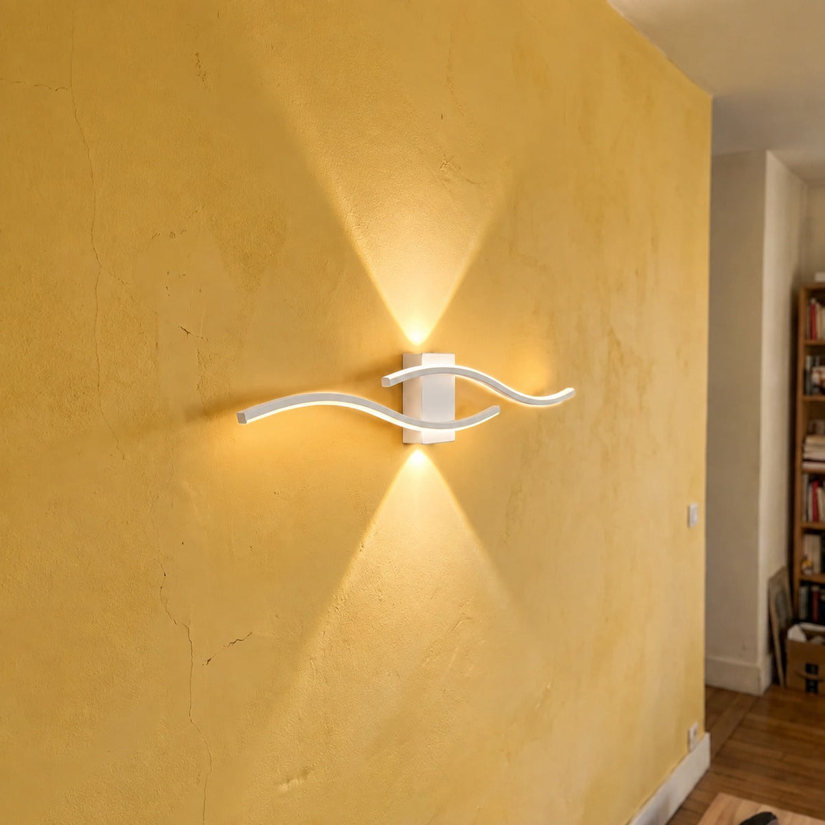 Wave LED Wall Light, Modern Minimalist Design – view 25 | BROKLEN