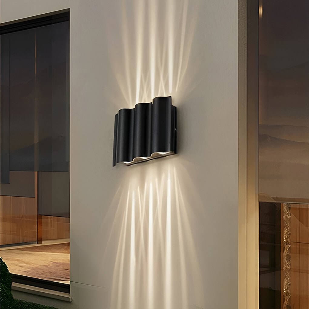 Modern Black Wave Outdoor Wall Light