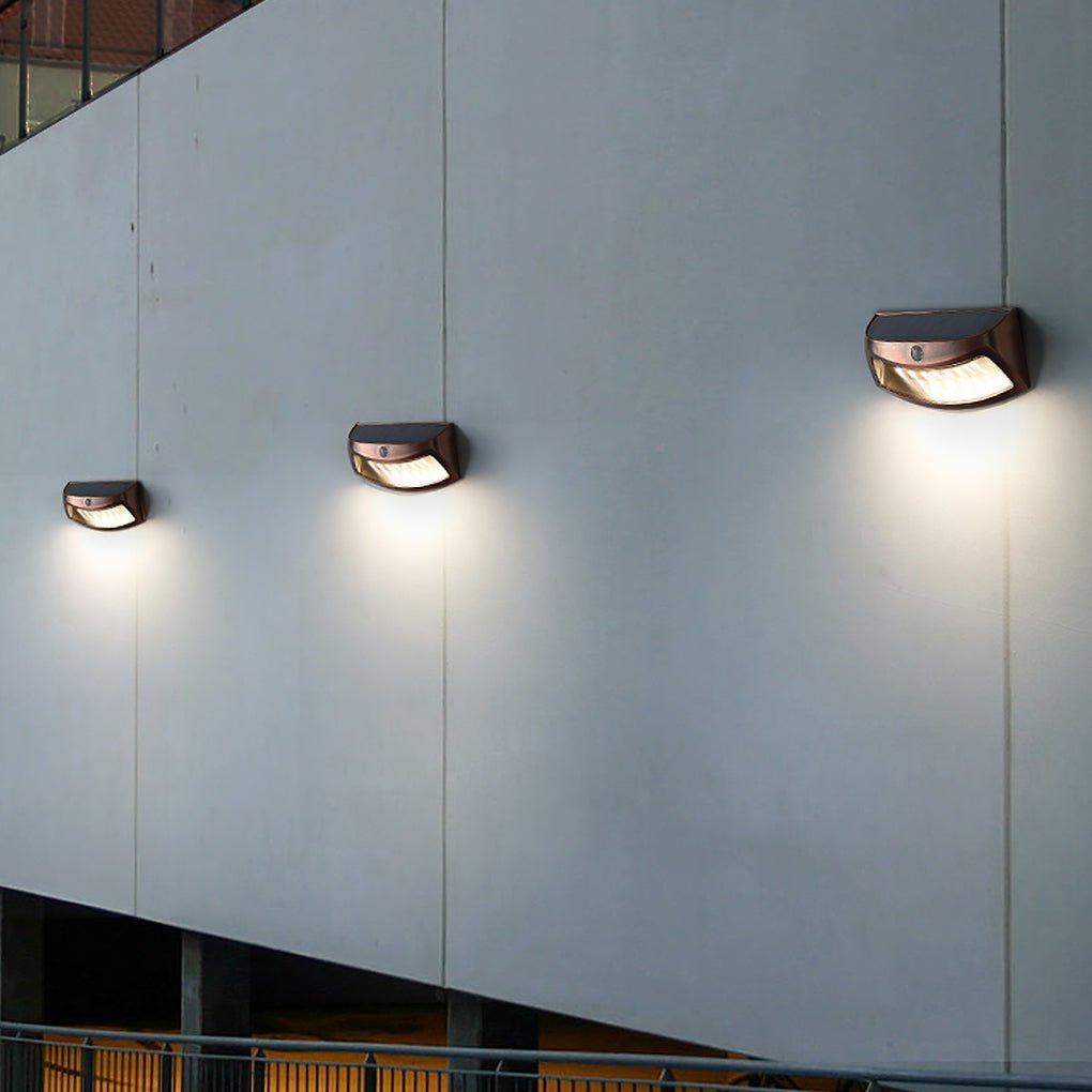Industrial LED Outdoor Wall Light with Dusk-to-Dawn Sensor – view 11 | BROKLEN