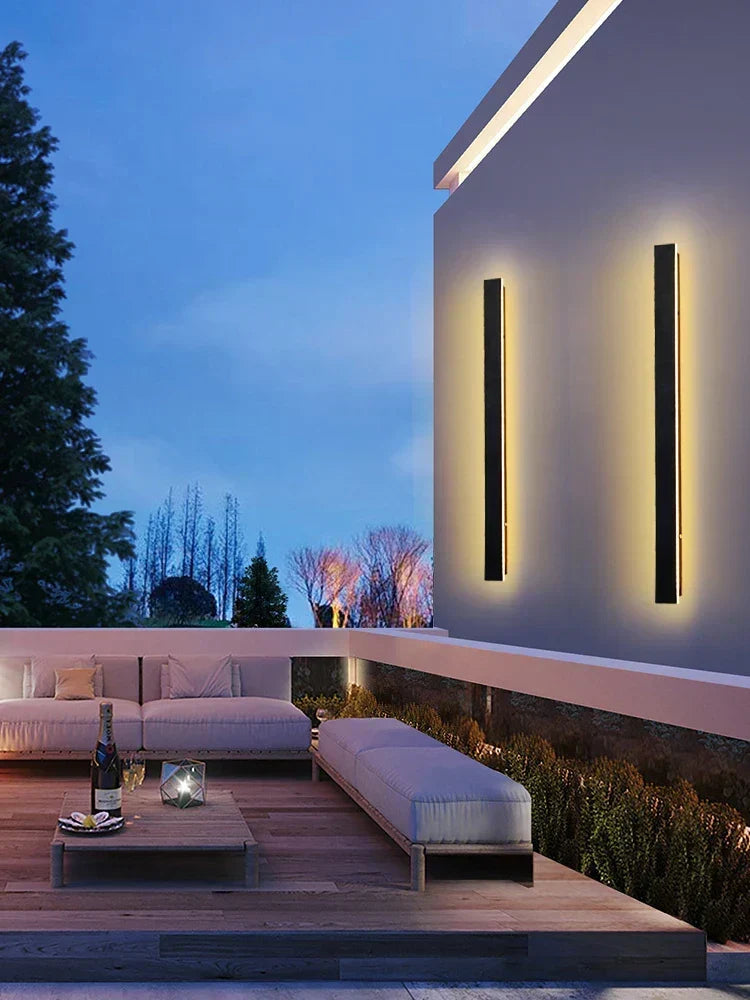 Modern Outdoor LED Wall Light for Garden and Patio