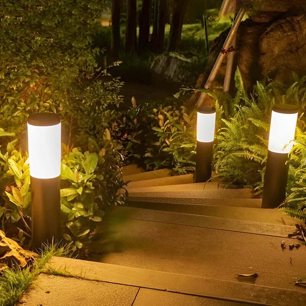 Solar Garden Lamp with Frosted Cylinder Shade