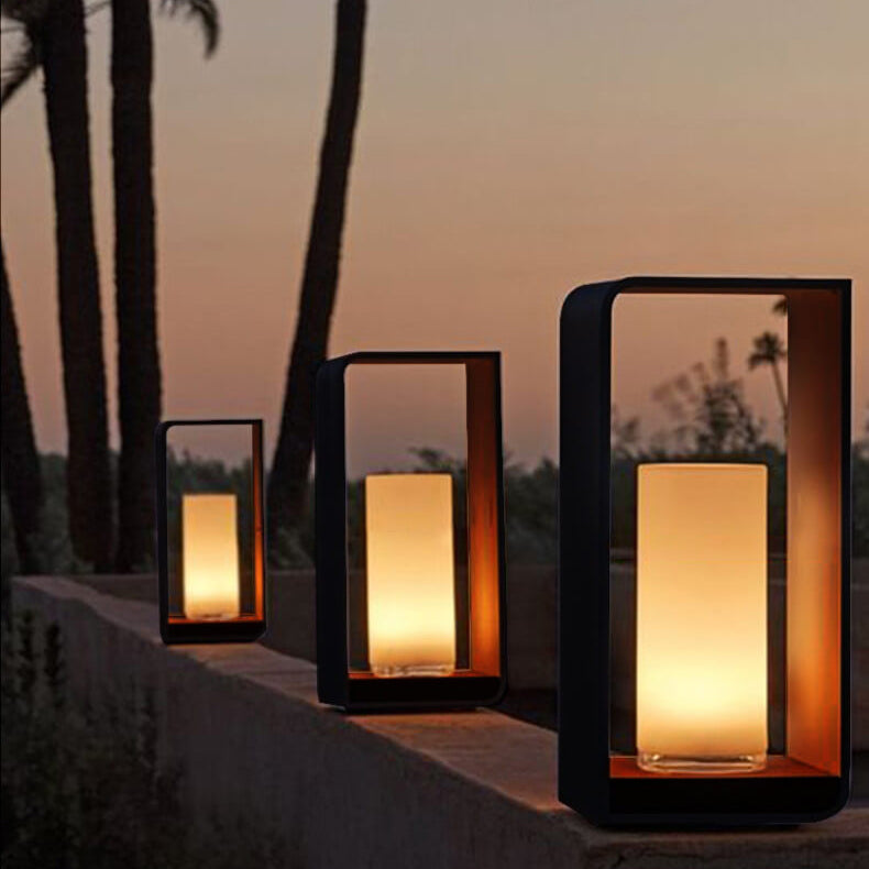 Rectangular Solar Outdoor Lantern with Frosted Diffuser